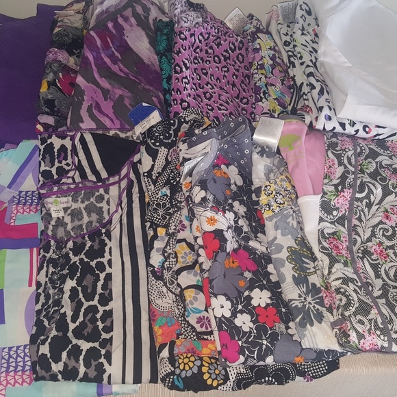 Meet your Posher, Megan - Picture 3 of 3